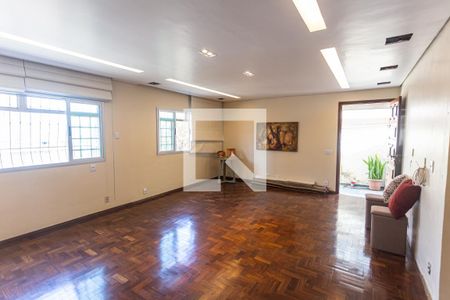 Sala de casa à venda com 4 quartos, 200m² em Grajaú, Belo Horizonte