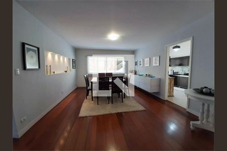 Casa à venda com 3 quartos, 304m² em Chácara Monte Alegre, São Paulo