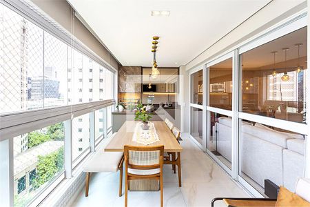 Apartamento à venda com 4 quartos, 124m² em Itaim Bibi, São Paulo