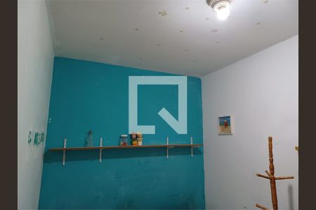 Casa à venda com 3 quartos, 80m² em Vila Nivi, São Paulo