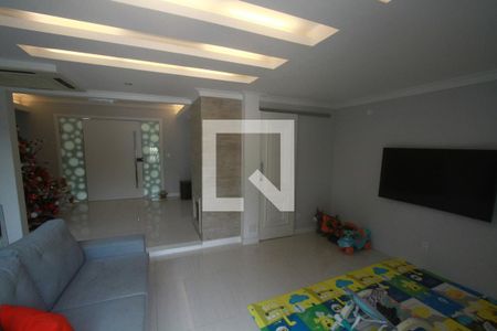 Sala de casa de condomínio à venda com 4 quartos, 308m² em Pendotiba, Niterói