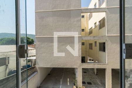 Vista do Quarto 1 de apartamento para alugar com 2 quartos, 60m² em Brás de Pina, Rio de Janeiro