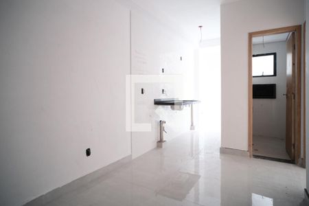 Sala/Cozinha de apartamento à venda com 2 quartos, 37m² em Vila Dalila, São Paulo