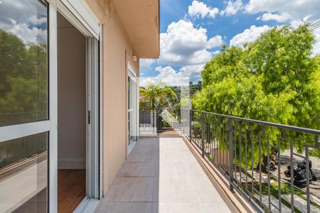 Casa de condomínio à venda com 400m², 3 quartos e 4 vagas Casa de condomínio à venda com 400m², 3 quartos e 4 vagasSuíte 1