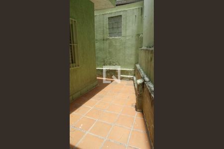 Casa à venda com 194m², 3 quartos e 3 vagas Casa à venda com 194m², 3 quartos e 3 vagasÁrea comum