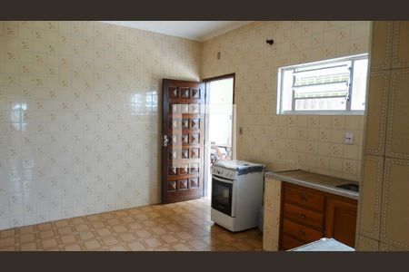 Casa à venda com 194m², 3 quartos e 3 vagas Casa à venda com 194m², 3 quartos e 3 vagasCozinha