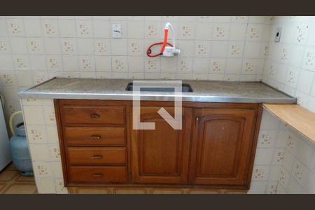 Casa à venda com 194m², 3 quartos e 3 vagas Casa à venda com 194m², 3 quartos e 3 vagasCozinha