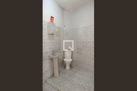 Casa à venda com 194m², 3 quartos e 3 vagas Casa à venda com 194m², 3 quartos e 3 vagasBanheiro de serviço