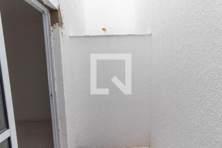 Quintal de apartamento para alugar com 1 quarto, 34m² em Vila Nhocuné, São Paulo