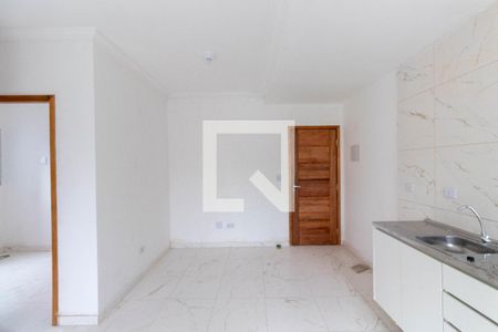 Sala/Cozinha de apartamento para alugar com 2 quartos, 43m² em Vila Nhocuné, São Paulo