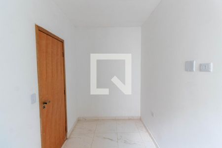 Quarto 1 de apartamento para alugar com 2 quartos, 40m² em Vila Nhocuné, São Paulo