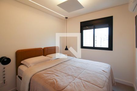 Quarto 1  de apartamento para alugar com 2 quartos, 60m² em Vila Olímpia, São Paulo