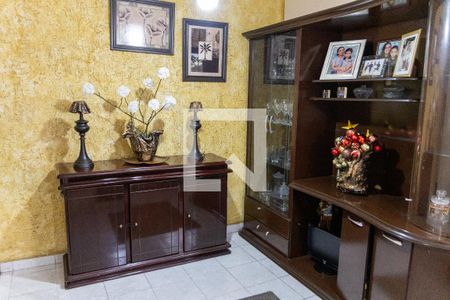 Sala  de casa à venda com 2 quartos, 121m² em Veloso, Osasco