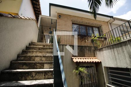 Fachada de casa à venda com 4 quartos, 175m² em Jardim Bonfiglioli, São Paulo