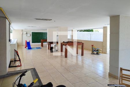 Apartamento à venda com 140m², 2 quartos e 2 vagas Apartamento à venda com 140m², 2 quartos e 2 vagasÁrea comum - Playground