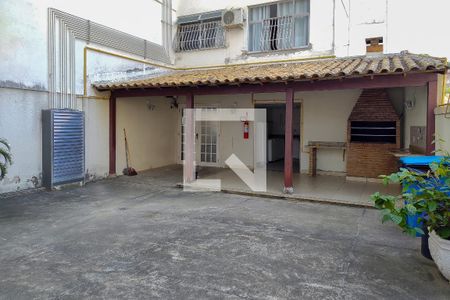 Apartamento à venda com 140m², 2 quartos e 2 vagas Apartamento à venda com 140m², 2 quartos e 2 vagasÁrea comum - Salão de festas