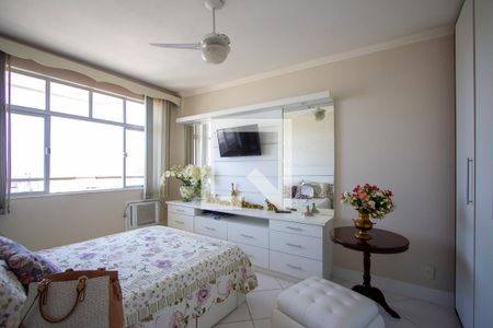 Apartamento à venda com 140m², 2 quartos e 2 vagas Apartamento à venda com 140m², 2 quartos e 2 vagasSuíte