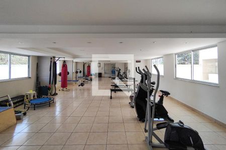 Apartamento à venda com 140m², 2 quartos e 2 vagas Apartamento à venda com 140m², 2 quartos e 2 vagasÁrea comum - Academia