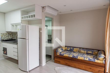 Sala/quarto de kitnet/studio à venda com 1 quarto, 26m² em Liberdade, São Paulo