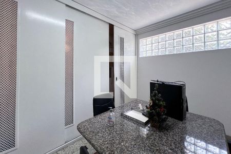 Sala 1 de casa para alugar com 5 quartos, 385m² em Indianópolis, São Paulo