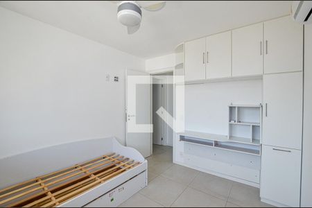 Quarto de apartamento à venda com 2 quartos, 80m² em Santa Rosa, Niterói