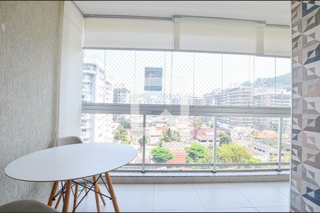 Sala de apartamento à venda com 2 quartos, 80m² em Santa Rosa, Niterói