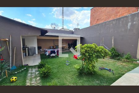 Casa à venda com 300m², 4 quartos e 1 vaga Casa à venda com 300m², 4 quartos e 1 vagaÁrea comum