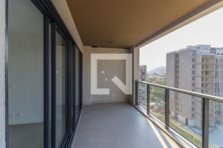 Varanda de apartamento para alugar com 3 quartos, 92m² em Barra da Tijuca, Rio de Janeiro