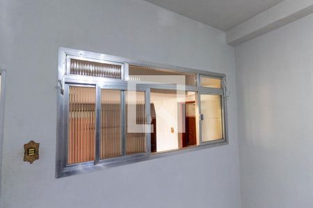 Sala de casa para alugar com 3 quartos, 190m² em Vila Salete, São Paulo