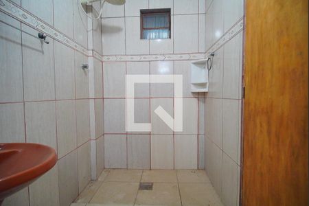 Banheiro de kitnet/studio para alugar com 1 quarto, 50m² em Campina, São Leopoldo