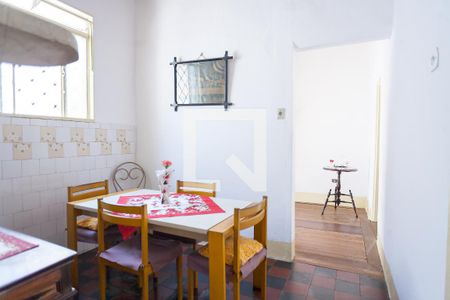 Casa à venda com 108m², 4 quartos e 3 vagas Casa à venda com 108m², 4 quartos e 3 vagasSala de Jantar