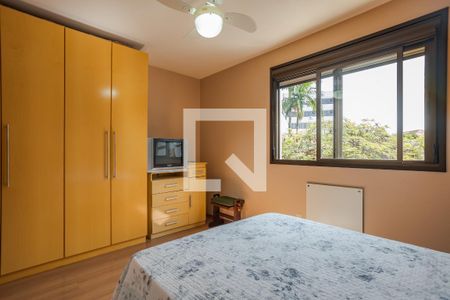 Suíte de apartamento à venda com 2 quartos, 69m² em São João, Porto Alegre