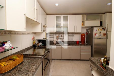 Cozinha de casa à venda com 4 quartos, 386m² em Ana Lúcia, Belo Horizonte