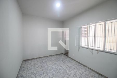 Suíte de casa para alugar com 2 quartos, 80m² em Banco de Areia, Mesquita