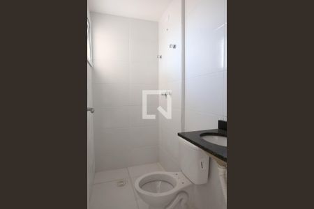 Banheiro da Suite de apartamento à venda com 2 quartos, 60m² em Campestre, Santo André