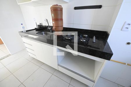 Cozinha de apartamento para alugar com 2 quartos, 45m² em Setor Faicalville, Goiânia