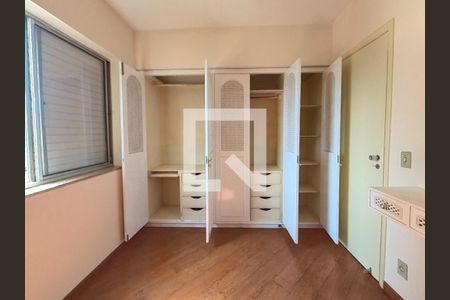 Quarto 1 - Armários de apartamento para alugar com 2 quartos, 75m² em Vila Palmeiras, São Paulo