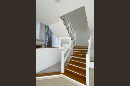 Escada de casa de condomínio à venda com 4 quartos, 414m² em Residencial Zero (tambore), Santana de Parnaíba