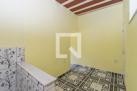 Sala de casa para alugar com 1 quarto, 40m² em Cordovil, Rio de Janeiro