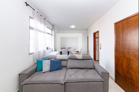 Sala de apartamento à venda com 3 quartos, 75m² em Bonfim, Belo Horizonte