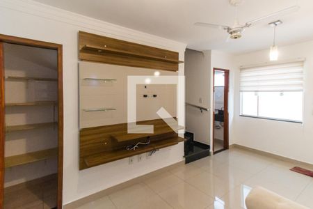 Sala   de casa de condomínio para alugar com 2 quartos, 72m² em Vila Isolina Mazzei, São Paulo