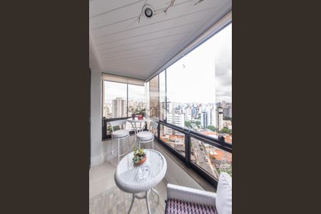 Sacada 1 da Sala de apartamento para alugar com 3 quartos, 120m² em Jardim da Saúde, São Paulo