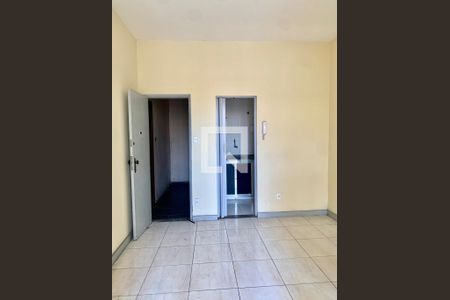 Sala de apartamento para alugar com 1 quarto, 40m² em Lins de Vasconcelos, Rio de Janeiro