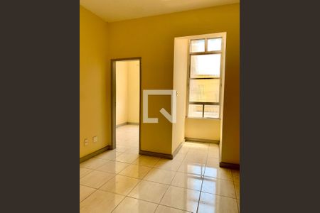 Sala de apartamento para alugar com 1 quarto, 40m² em Lins de Vasconcelos, Rio de Janeiro