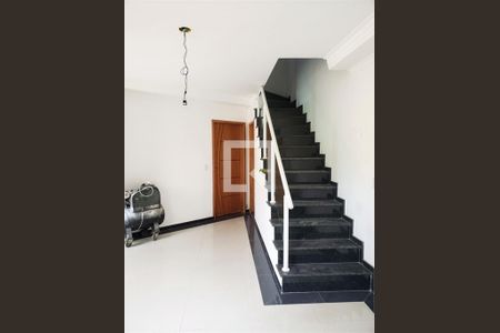 Casa à venda com 3 quartos, 96m² em Campo Grande, São Paulo