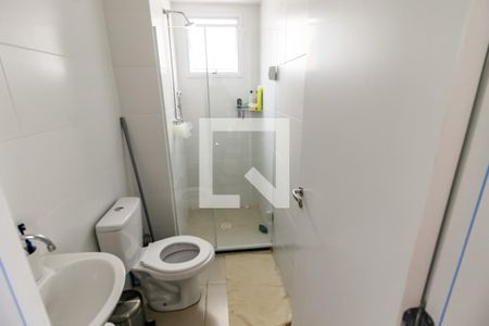 Banheiro de apartamento à venda com 2 quartos, 42m² em Jardim Monte Alegre, Taboão da Serra