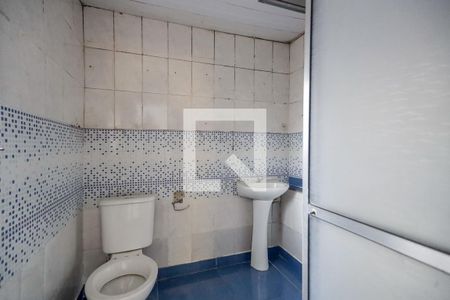 Banheiro de casa para alugar com 1 quarto, 45m² em Vila Maria, São Paulo