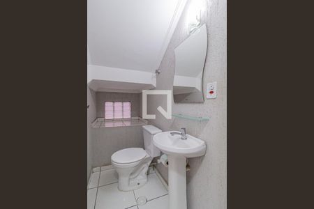 Lavabo de casa à venda com 3 quartos, 137m² em Vila Yolanda, Osasco