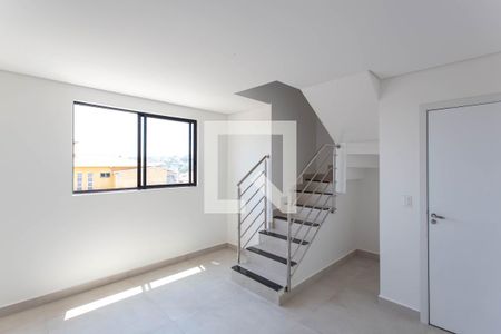 Sala de apartamento para alugar com 3 quartos, 118m² em Planalto, Belo Horizonte