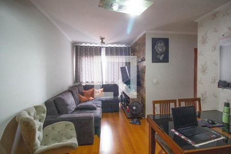 Sala de apartamento à venda com 3 quartos, 70m² em Itaquera, São Paulo